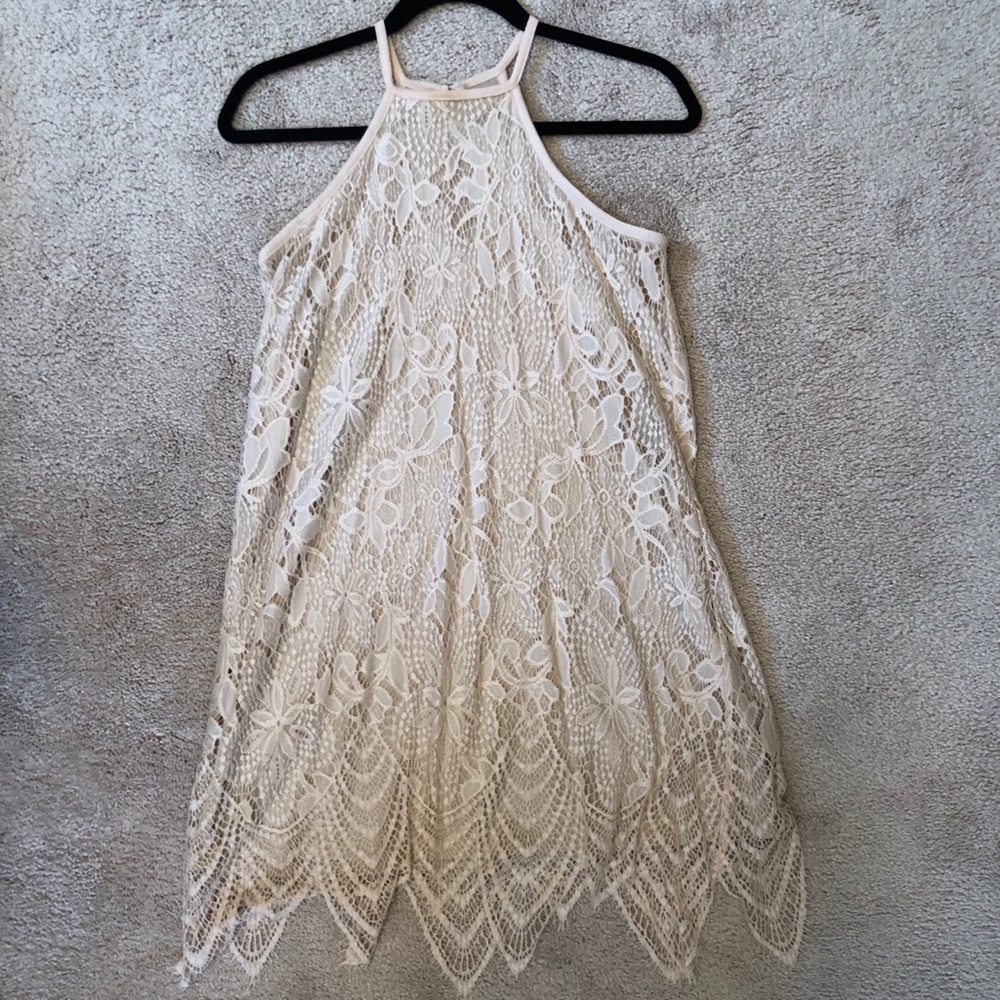 Francesca’s lace sundress